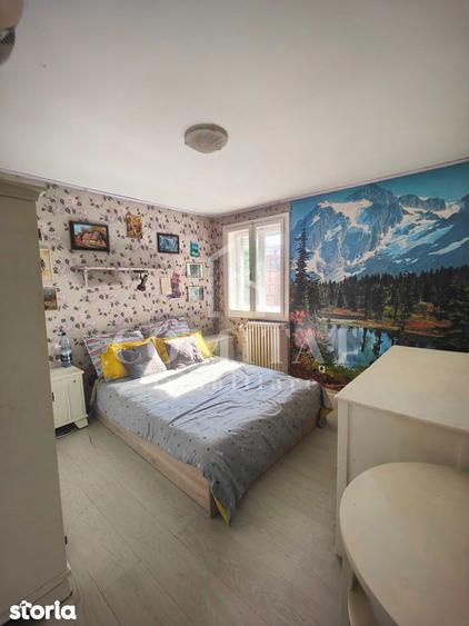 Casă cu 5 camere cu Teren 498 Mp în Între Lacuri