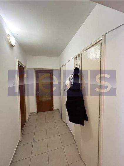 Apartament cu 2 camere decomandat, mobilat în Titan