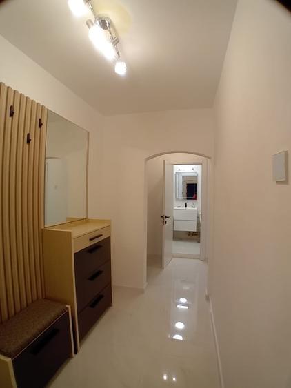 Apartament cu 2 camere decomandat în Drumul Taberei