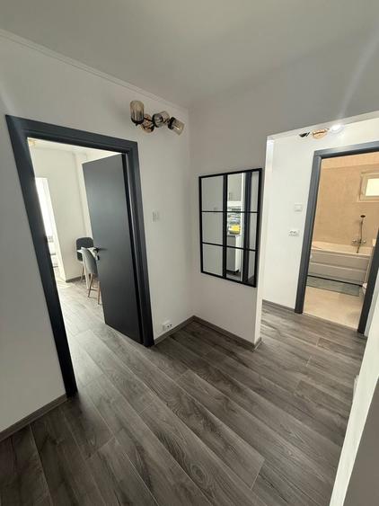 Apartament cu 2 camere decomandat în Popa Șapcă