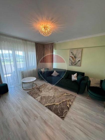 Apartament cu 2 camere decomandat, mobilat în Nicolina