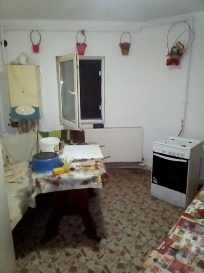 De inchiriat o camera intr un apartament deocomandat - 3