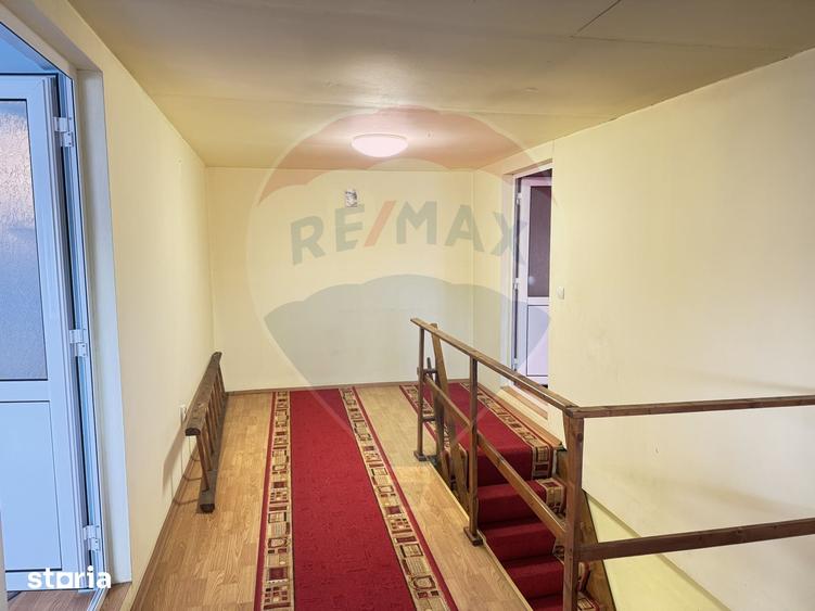 Casă cu 3 camere cu Teren 356 Mp în Central