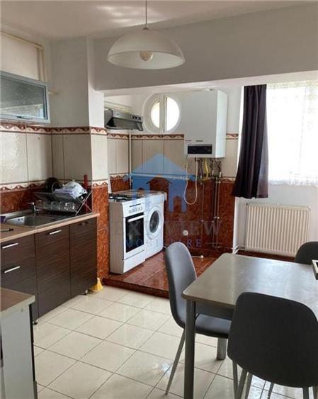 Apartament cu 2 camere decomandat în Zorilor