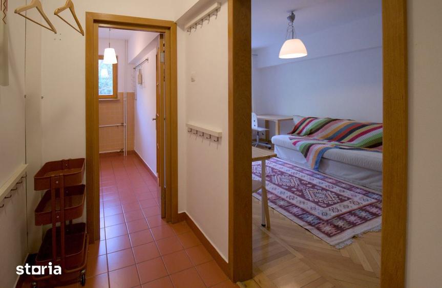 Apartament cu 2 camere semidecomandat în Floreasca