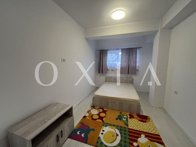Apartament cu 3 camere decomandat, mobilat în Dumbrăvița