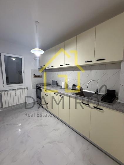 Apartament cu 3 camere semidecomandat în Pantelimon