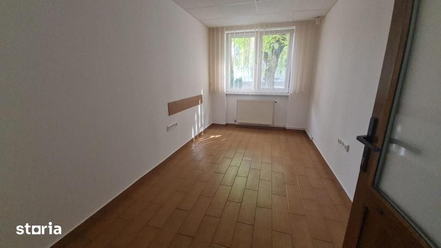 Apartament cu 3 camere în Ultracentral