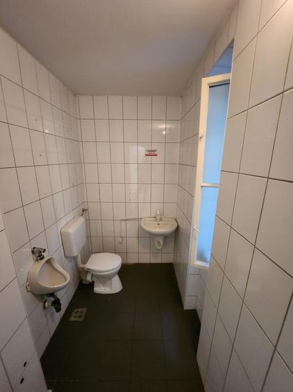 Birou, de 200 mp, în Central