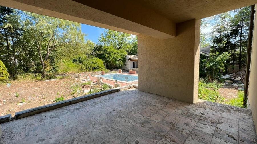 Casă individuală cu 11 camere cu Piscina în Snagov