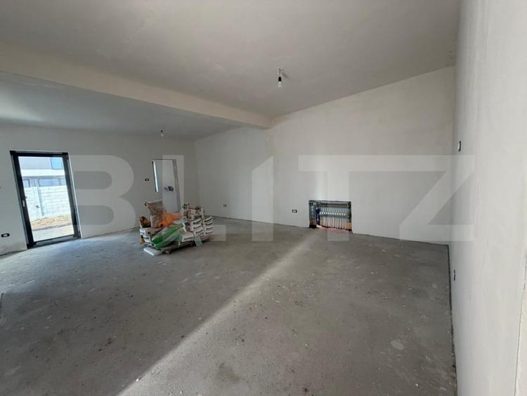 Duplex cu 3 camere cu Teren 400 Mp în Moșnița Nouă