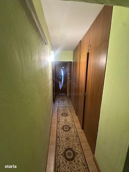 Apartament cu 3 camere decomandat în Tomești — fotografia 1