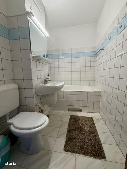 Apartament cu 3 camere decomandat în Nord