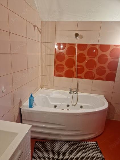 Casă cu 5 camere cu Teren 613 Mp în Moșnița Nouă