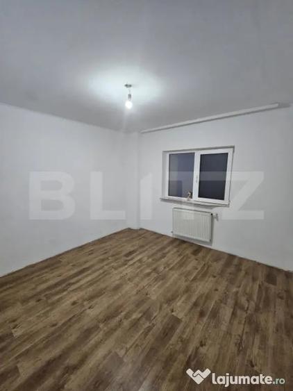 Apartament cu 4 camere decomandat în Obcini