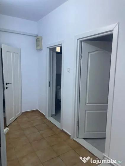Spațiu comercial, de 160 mp, în Calea București
