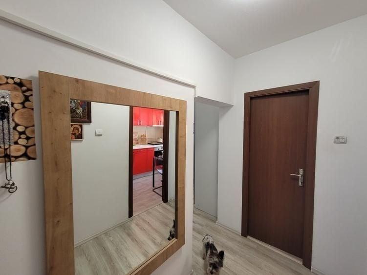Apartament cu 3 camere decomandat în Colentina