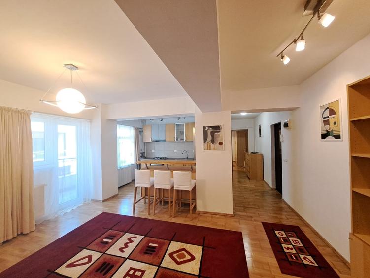 Apartament cu 2 camere decomandat în Mogoșoaia