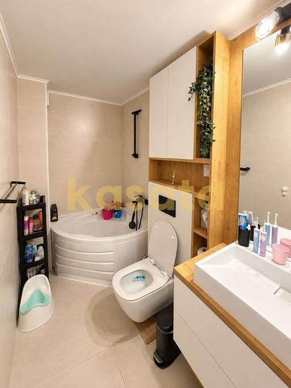 Apartament cu 3 camere decomandat, mobilat în Vitan Mall