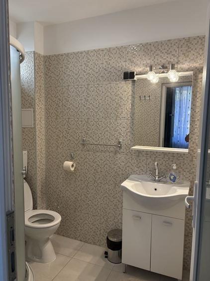 Casă cu 2 camere în Central