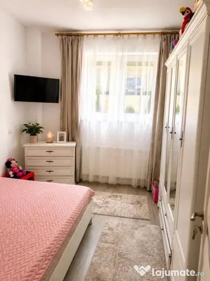 Apartament cu 3 camere decomandat în Burdujeni