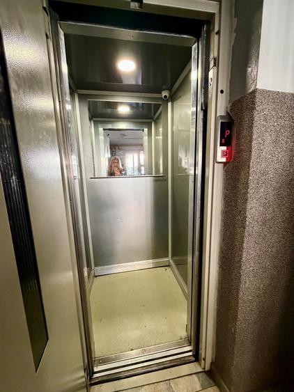 Apartament cu 2 camere semidecomandat în Pantelimon