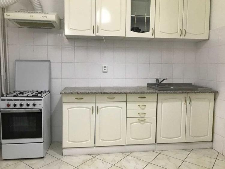 Apartament cu 2 camere decomandat, mobilat în Nerva Traian