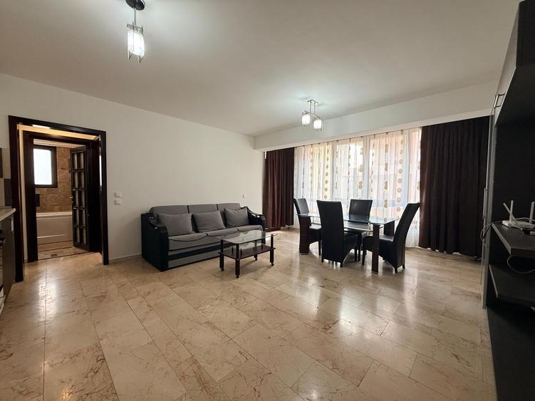 Apartament cu 2 camere semidecomandat în Centru Civic