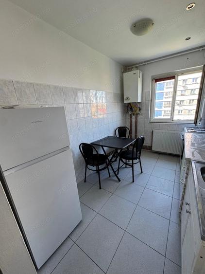 Apartament cu 2 camere semidecomandat în Take Ionescu