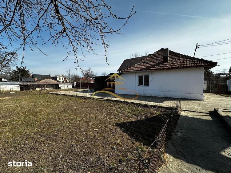 Casă cu 2 camere cu Teren 779 Mp în Tache