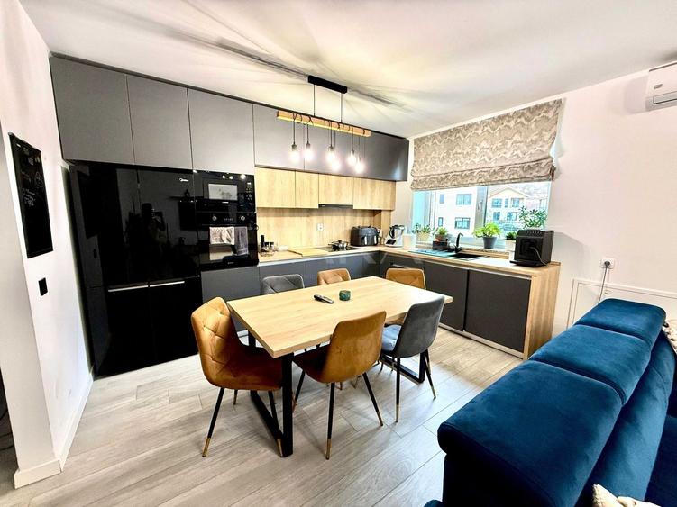 Apartament cu 3 camere semidecomandat, mobilat în Chinteni