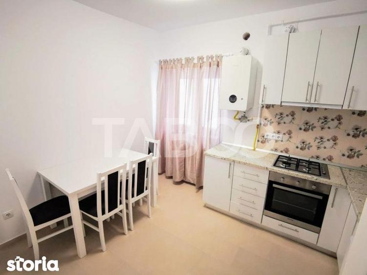 Apartament cu 4 camere decomandat, mobilat în Tineretului