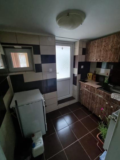 Casă cu 4 camere cu Teren 500 Mp în Poiana