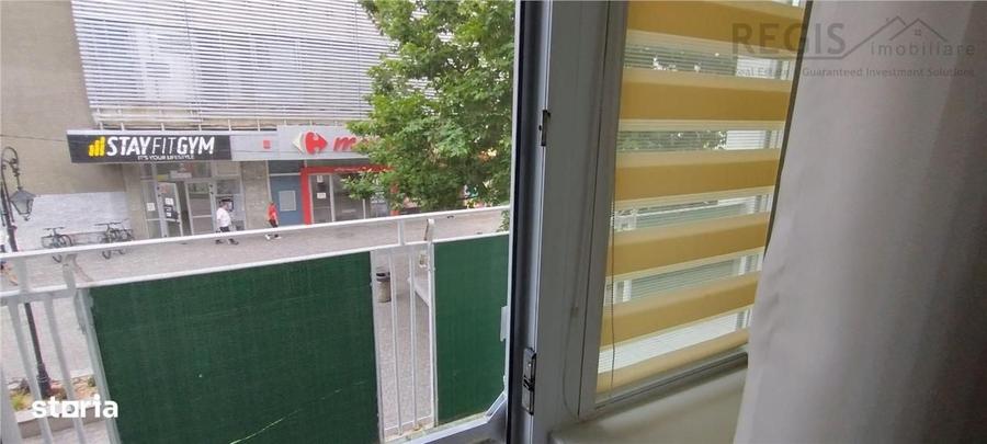 Apartament cu 2 camere decomandat în Est