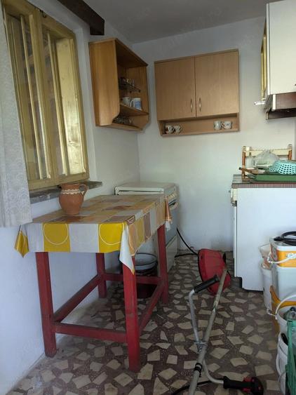 Casă cu 3 camere cu Teren 734 Mp în Ghercești
