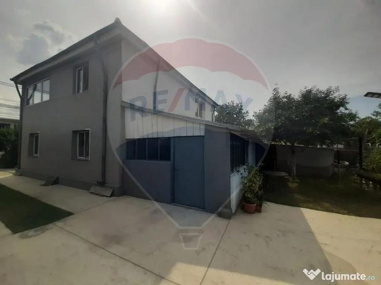 Casă cu 4 camere cu Teren 410 Mp în Tineretului