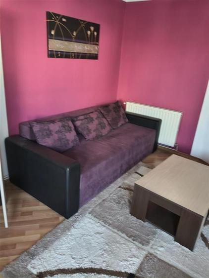 Apartament cu 2 camere decomandat, mobilat în Centru Civic