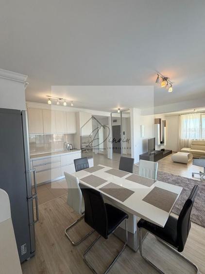 Apartament cu 3 camere decomandat, mobilat în Central