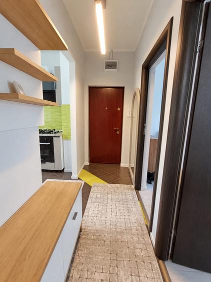 Apartament cu 2 camere decomandat în Centrul Civic