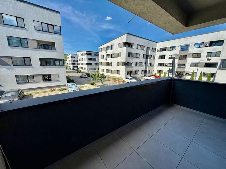 Apartament cu 2 camere semidecomandat în Florești