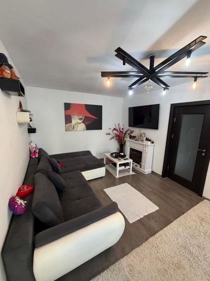 Apartament cu 2 camere decomandat în Ștefan cel Mare