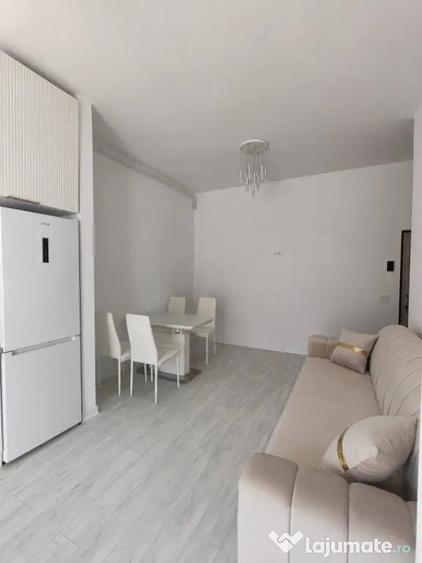Apartament cu 2 camere semidecomandat în Orașul Vechi