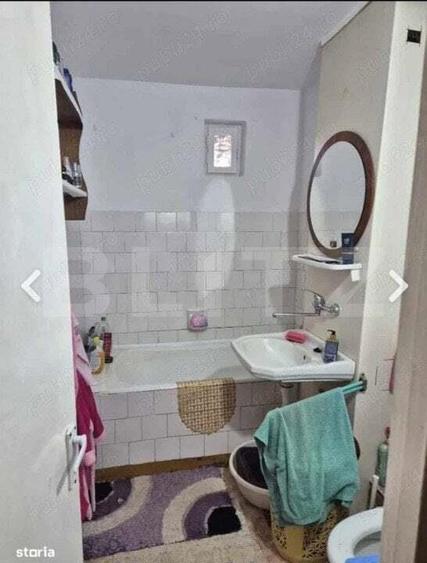 Apartament cu 3 camere semidecomandat, mobilat în Micro 16