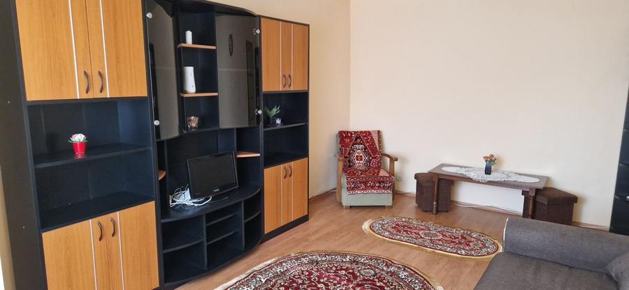 Apartament cu 2 camere decomandat în Luncani
