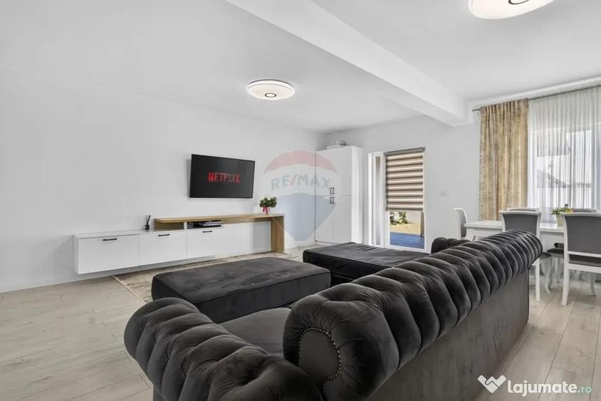 Casă cu 7 camere cu Teren 491 Mp în Vladimirescu