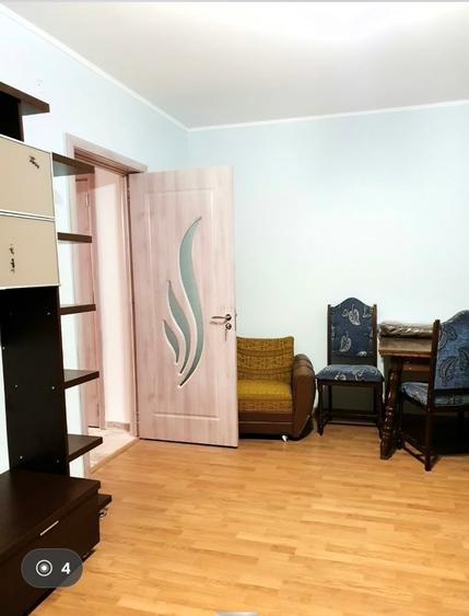 Apartament cu 2 camere decomandat în Titan