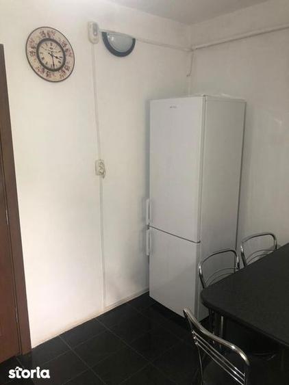Apartament cu 2 camere decomandat, mobilat în Soarelui