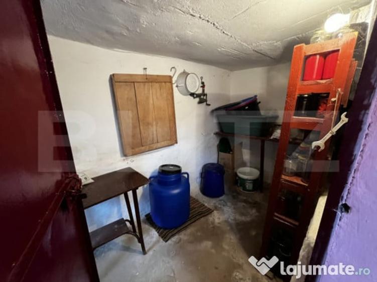 Casa de vanzare, 85mp, zona Micro 14 - 11