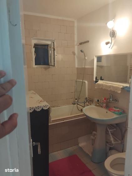 Apartament cu 2 camere în Broșteni