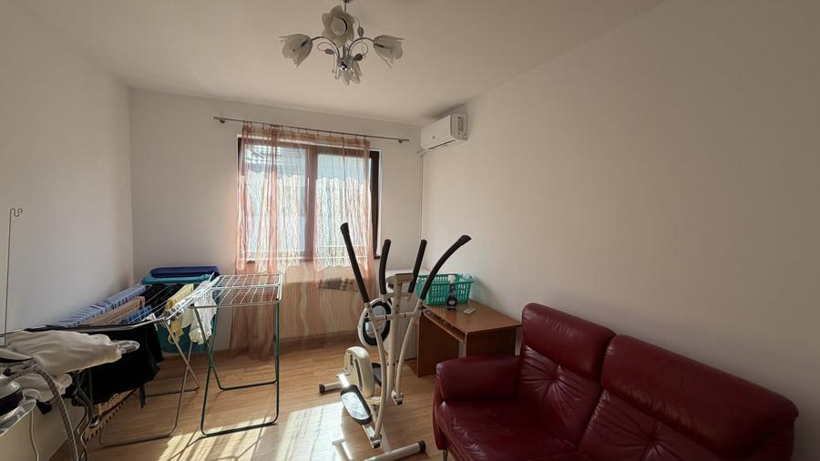CEA MAI MARE VILA INSIRUITA DIN CHIAJNA, 173 mp construiti, str Luceafarului - 15